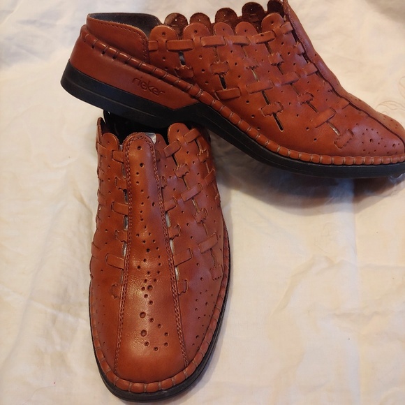 rieker ladies mules